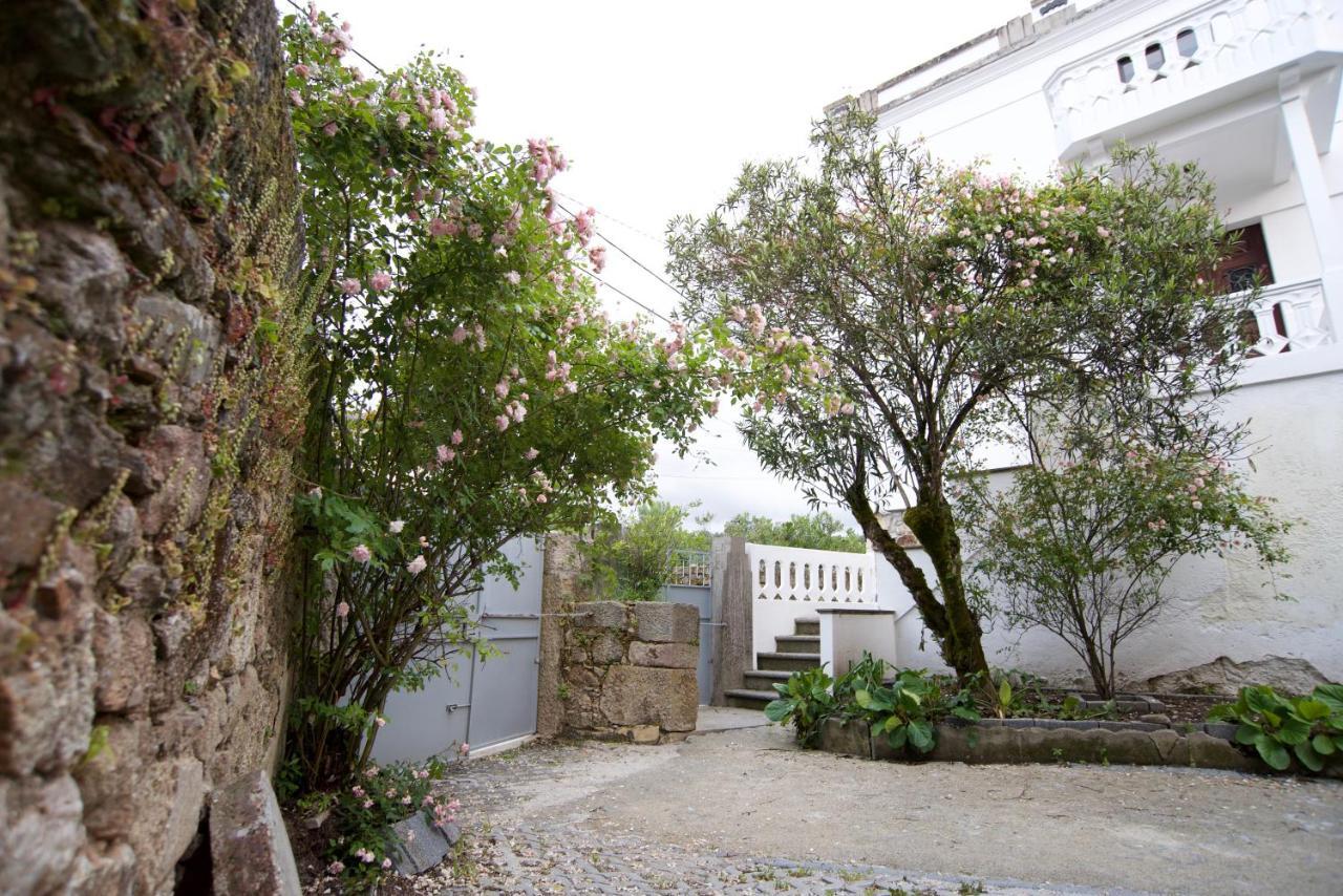 Hospedagem Dona Rosalina Seia Exterior photo